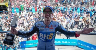 Alex Marquez wygrał GP Hiszpanii MotoGP. Wywrotka Marca