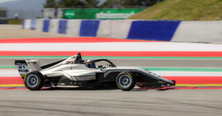 Polka na torze F1. Sabaj zaczęła sezon F4 CEZ na Red Bull Ringu