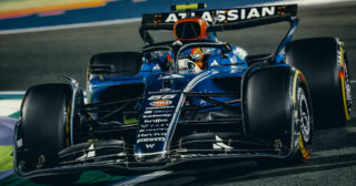 Lepiej od mistrza świata? Kierowca Williamsa nabiera tempa