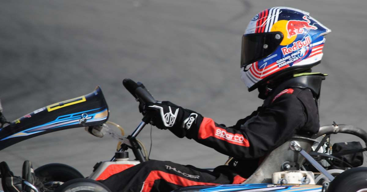 kask Red Bulla Polak w USA karting