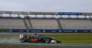 EFO: Kucharczyk gonił na mokrym Hockenheimringu