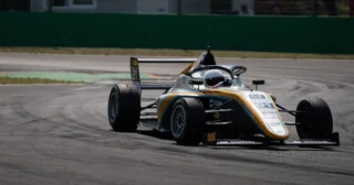 Polska zawodniczka F4 zmierza do Toskanii