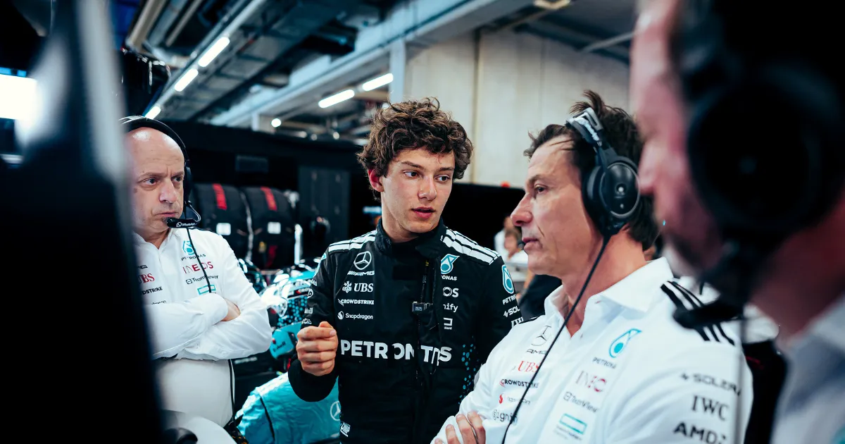 Toto Wolff wybierając skład kierowców na rok 2026 być może będzie musiał wybierać między Russellem a Antonellim