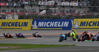 GP Walencji MotoGP: Chaotyczny finisz sezonu