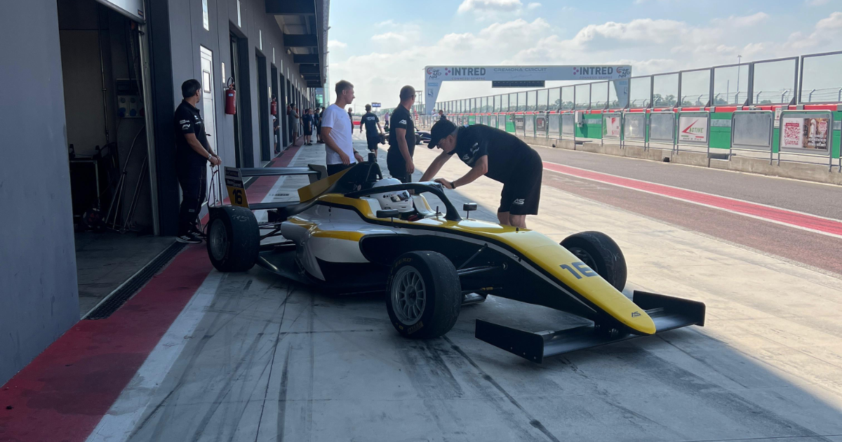 Marcel Matyjewicz z nowym doświadczeniem. Polak na testach F4