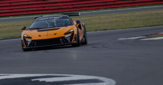 Trzech Polaków weźmie udział w fabrycznych testach McLaren Motorsport