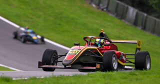 Piotr Orzechowski z punktami na Brands Hatch w Brytyjskiej Formule 4